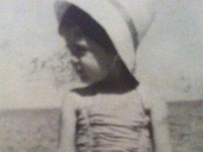 Είναι γνωστή ηθοποιός - Την αναγνωρίζετε;