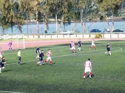 "Ως εδώ και μη παρέκει κύριοι της π...