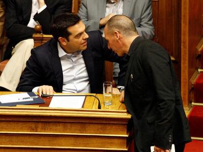 Ξαναχτύπησε ο Βαρουφάκης: θα πάω στη Βου...
