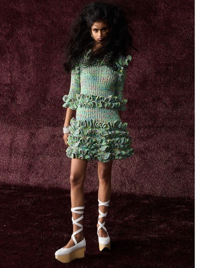 Minidress Moschino, ballet πλατφόρμες Vi...