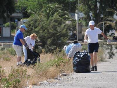 Καθάρισαν την παραλία του Ρίου - Δείτε στιγμιότυπα