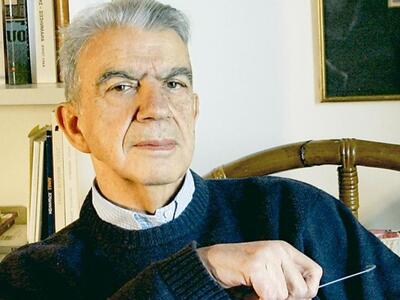 H Πάτρα θυμάται τον Μένη Κουμανταρέα