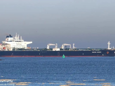 Ποιο είναι το ελληνόκτητο πλοίο που χτυπ...