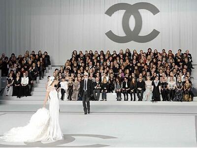 Haute Couture Chanel Show: Ποιες κάθισαν...