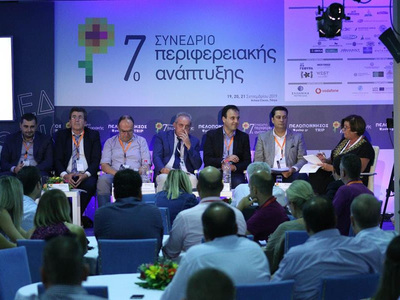 Απο δεξιά: Η συντονίστρια Μαργαρίτα Καρα...