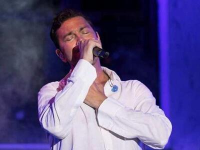 Ο Μάριος Φραγκούλης έρχεται στην Πάτρα μ...