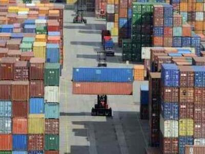 Τουλάχιστον οι εξαγωγές πάνε καλά - Αυξή...