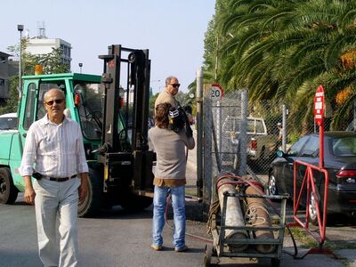 Γίνεται του… προεκλογικού τείχους