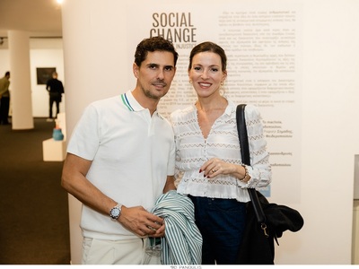 Θεοδωρής Θεοδωρίδης, Στέλλα Καπεζάνου