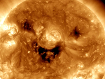 Δορυφόρος της NASA έπιασε τον Ήλιο να «χαμογελάει»