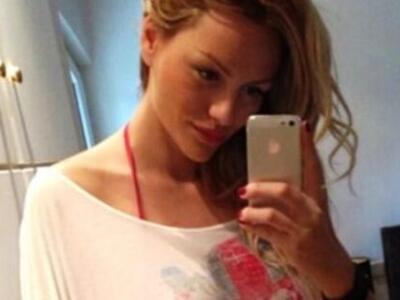 H Νάταλι Θάνου λίγο πριν γεννήσει μιλάει...