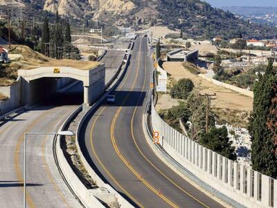Μάχη με τον χρόνο δίνουν οι εργολάβοι γι...