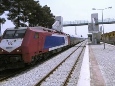 Το ερωτικό «τρενάκι» της Χαλκίδας