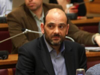 Ιάσων Φωτήλας: Τι συμβαίνει με το Ελληνι...