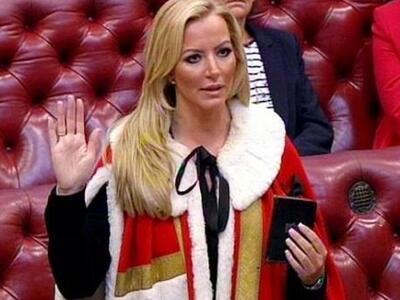 Από βασίλισσα των εσωρούχων …στο κοινοβούλιο 