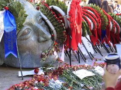 Πολυτεχνείο: “Φρούριο” η Αθήνα - Κορυφώνονται οι εορτασμοί Πολυτεχνείο: “Φρούριο” η Αθήνα - Κορυφώνονται οι εορτασμοί