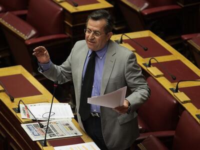 153 βουλευτές είπαν «όχι» στην άρση ασυλ...