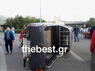 Πάτρα: Σφοδρή σύγκρουση δύο αγροτικών αυ...