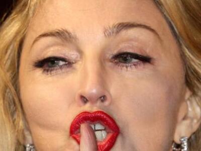 Προκαλεί σοκ η φωτογραφία της Μαντόνα χω...