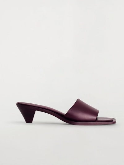 Yποδήματα kitten heel mules