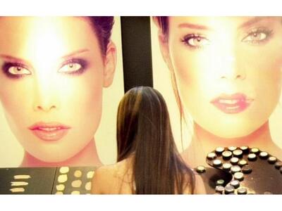 Βούτηξε καλλυντικά αξίας 120 ευρώ από κα...