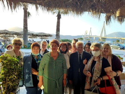 Β ΓΥΜΝΑΣΙΟ ΘΗΛΕΩΝ ΠΑΤΡΩΝ: Αντάμωμα μετά από 45 χρόνια - ΦΩΤΟ Β ΓΥΜΝΑΣΙΟ ΘΗΛΕΩΝ ΠΑΤΡΩΝ: Αντάμωμα μετά από 45 χρόνια - ΦΩΤΟ