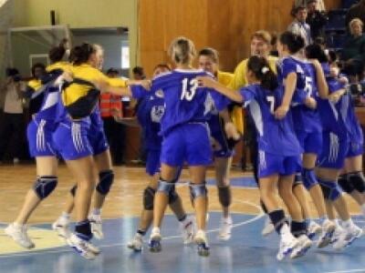 Δυνατά τεστ της ΟΡΜΗΣ ΛΟΥΞ  με την CSM Bucuresti