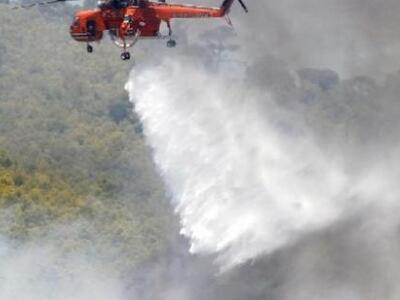 Σε ύφεση η φωτιά στην Κόρινθο - Στην περ...