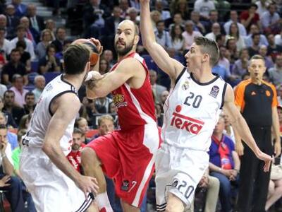 Ήττα με ψηλά το κεφάλι για τον Ολυμπιακό...