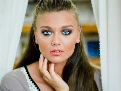 Η Πατρινή Γιούλη Ασημακοπούλου επιστρέφε...