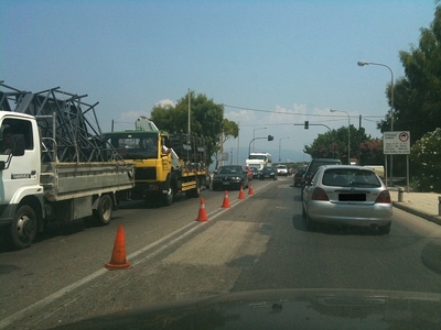 Άρχισαν οι ουρές στα έργα της  Ηρώων Πολ...