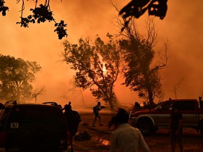 Πυρκαγιά στον Άγιο Στέφανο στη περιοχή Δ...