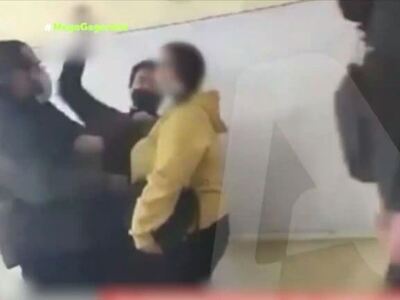 Απολύεται ο καθηγητής που χτύπησε μαθήτρ...
