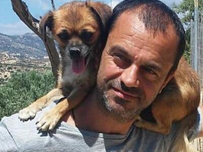 Κρήτη: Ο οδοντίατρος που φροντίζει τα αδέσποτα 