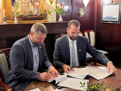 Μνημόνιο συνεργασίας μεταξύ της Περιφέρε...