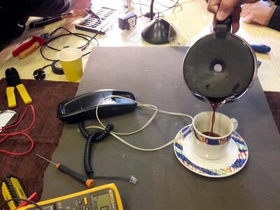 Πάτρα- ΟΙΚΙΠΑ: Πίνεις καφέ και επισκευάζ...