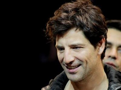 Όταν ο Σάκης τραβάει βίντεο την... αεροσ...