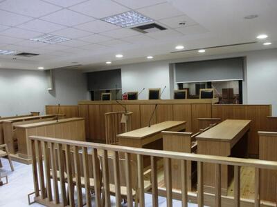 Δημόσιος υπάλληλος που καταδικάζεται δεν...