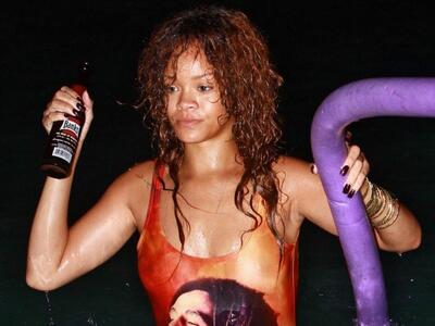 Η Rihanna φοράει τον Bob Marley 