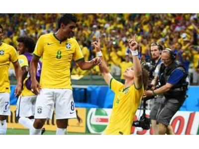 Κολομβιανός δικηγόρος ζητά αποζημίωση 1 ...