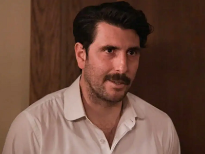 Grand Hotel: O Ρήγας συλλαμβάνεται για τ...