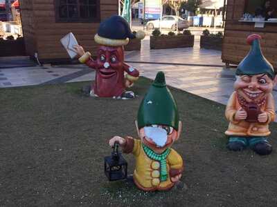 Οι φιγούρες του Χριστουγεννιάτικου χωριο...