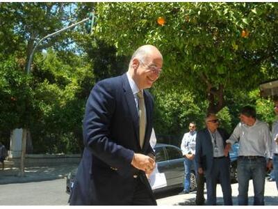 Στην Πάτρα μέσα στον Αύγουστο ο Δένδιας ...