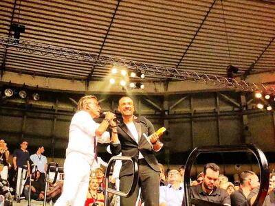 «Ξέφυγε» ο Ψινάκης στα Mad Awards – Έβρι...