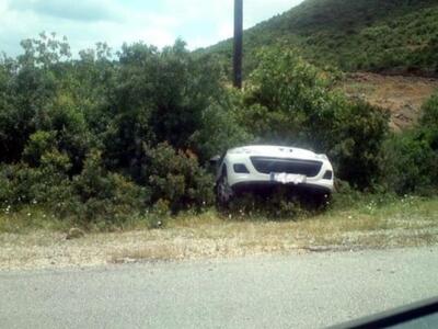 Εκτροπή αυτοκινήτου στα Αμπάρια Παναιτωλίου