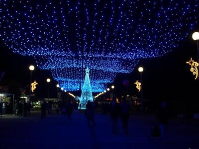 Η μαγεία της Πάτρας κάτω από το φως των ...