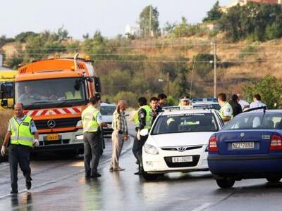 Φωτιά σε τουριστικό λεωφορείο στην εθνικ...