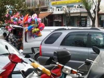 Πάτρα: Στην θέση του ανενόχλητο το φορτη...