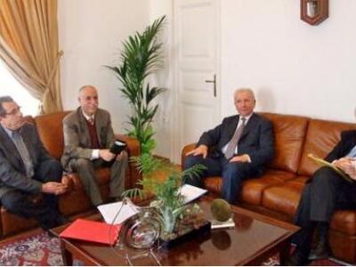 Η... συνάντηση Δημαρά, Καράβολα και Φούρ...