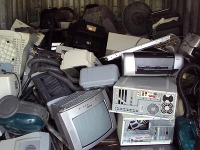 Ανακυκλώνει ηλεκτρικές συσκευές η Οικολο...